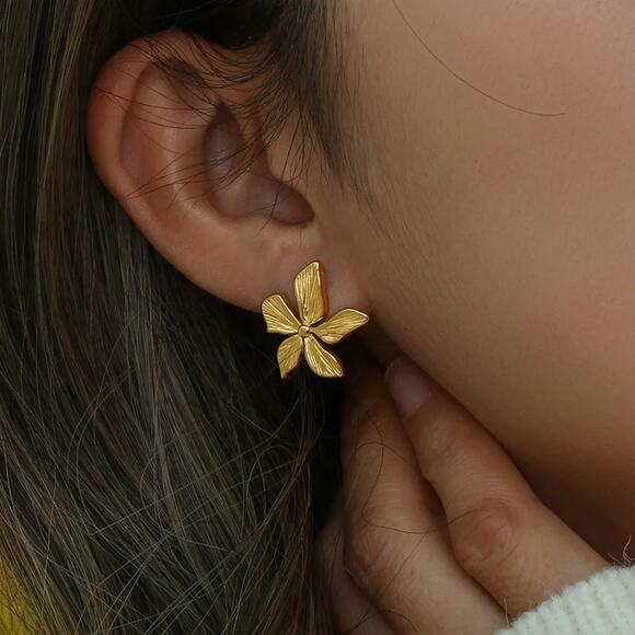 18K Gold Plated Flower Stud Earrings‎ Summer Jewelry - Picture 5 of 13